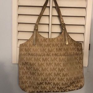 Michael Kors Signature vintage shoukder bag